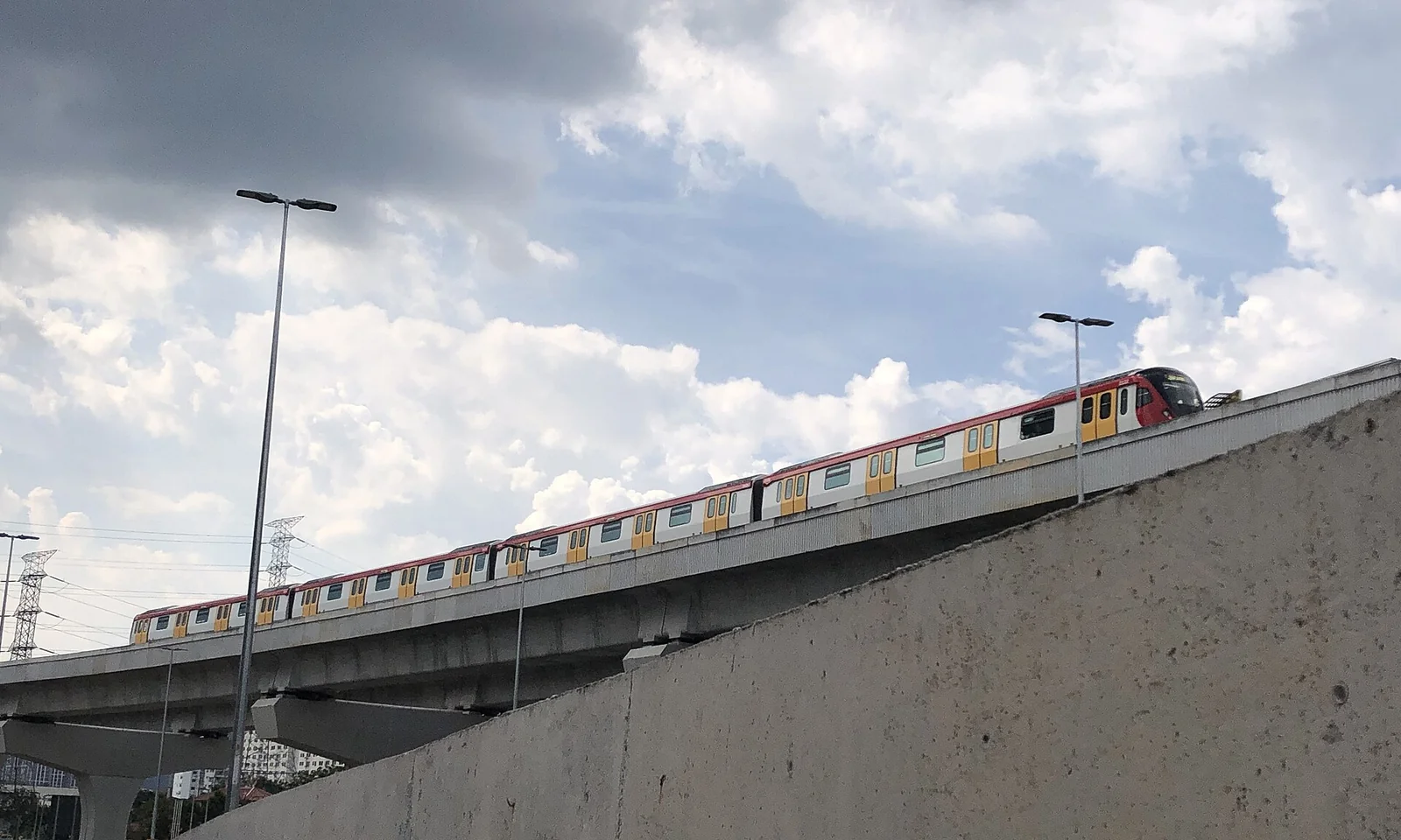 MRTプトラジャヤ線の車両